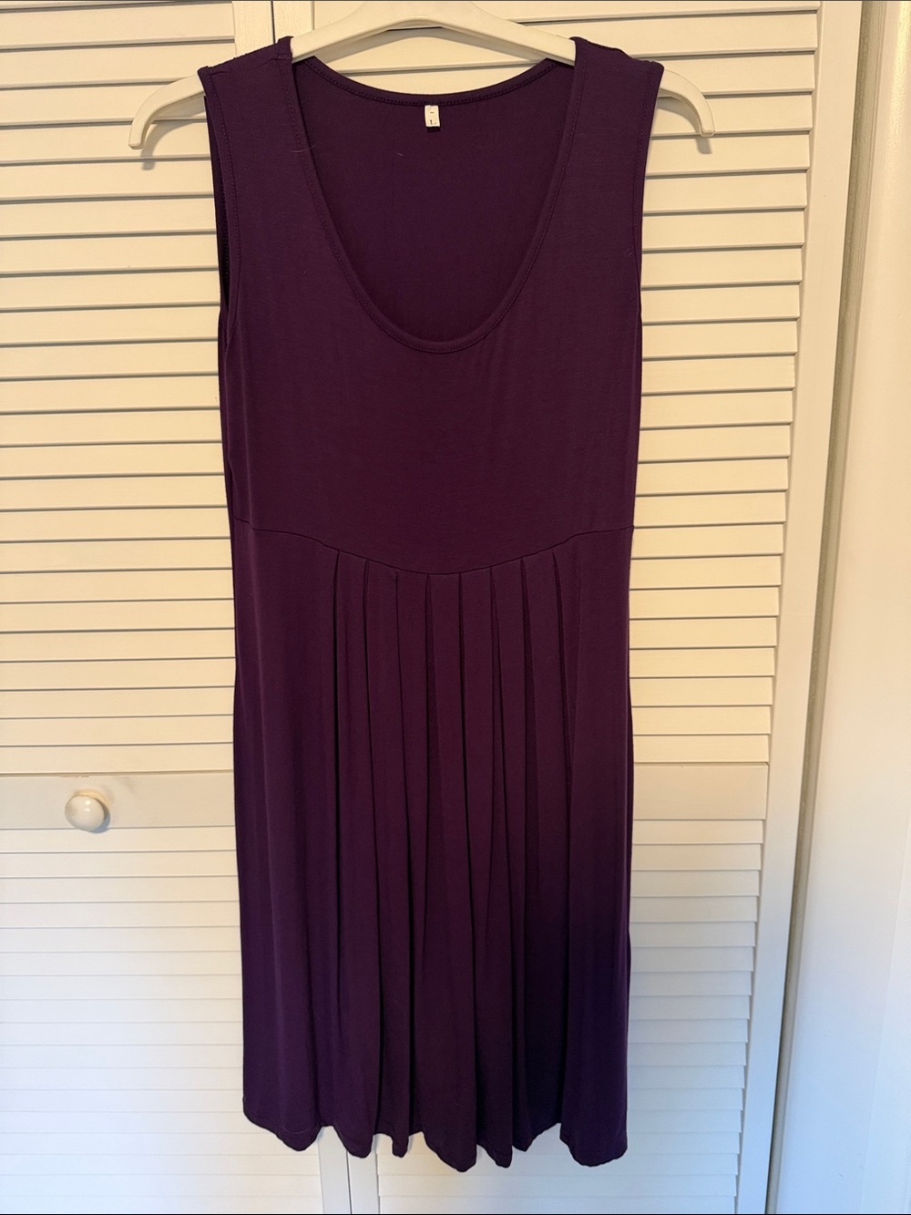 Sleeveless Purple Pleated Midi Dress - Brand Unlabeled